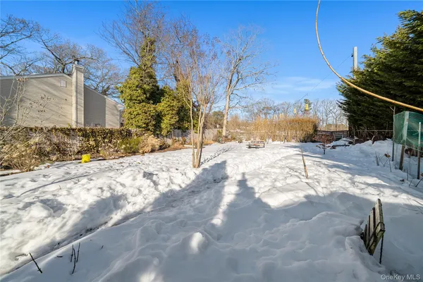 $789,000 | 342 Revilo Avenue, Shirley, NY 11967