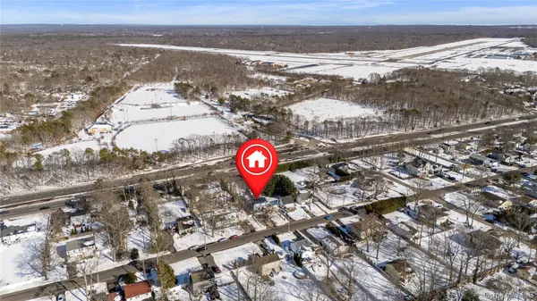 $789,000 | 342 Revilo Avenue, Shirley, NY 11967