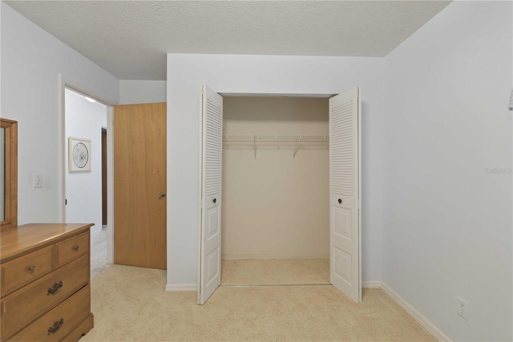 3654 Southeast 68th Street Ocala, FL 34480 - Photo 16 of 25 a view of room with mirror