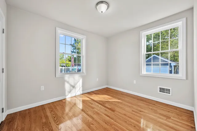 $389,900 | 50 Garfield Avenue, Middletown, CT 06457