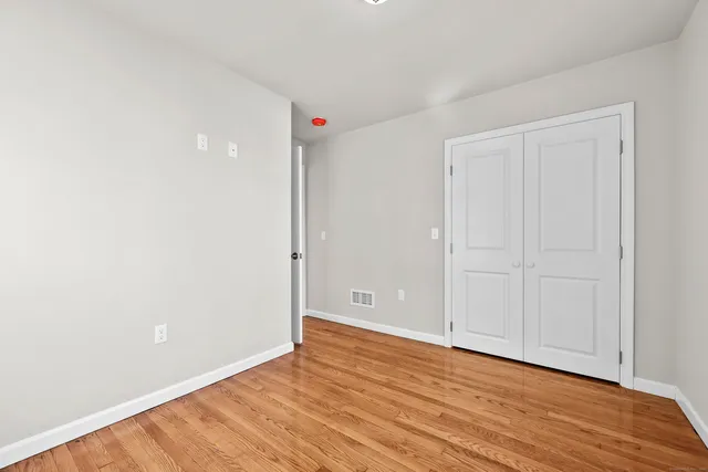 $389,900 | 50 Garfield Avenue, Middletown, CT 06457