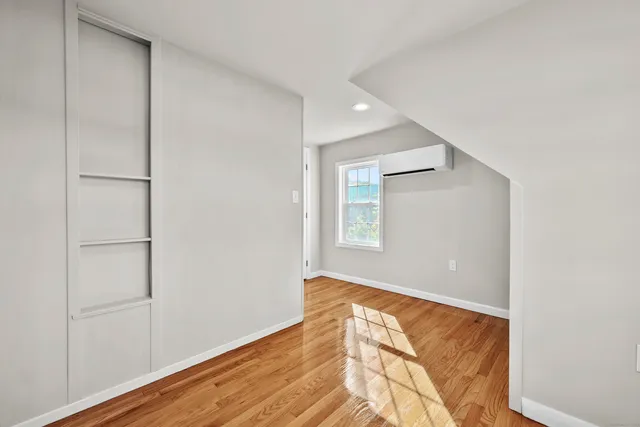 $389,900 | 50 Garfield Avenue, Middletown, CT 06457