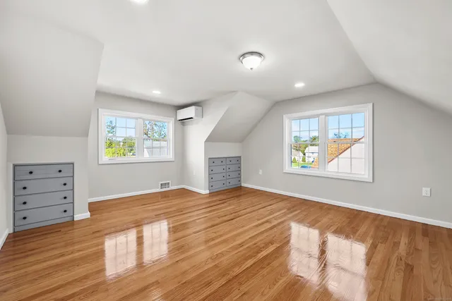 $389,900 | 50 Garfield Avenue, Middletown, CT 06457