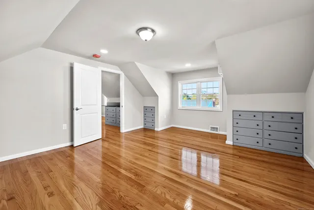 $389,900 | 50 Garfield Avenue, Middletown, CT 06457