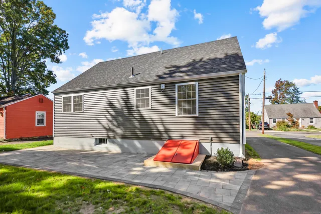 $389,900 | 50 Garfield Avenue, Middletown, CT 06457