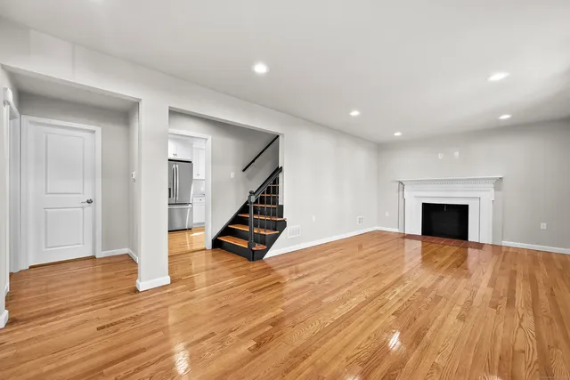 $389,900 | 50 Garfield Avenue, Middletown, CT 06457