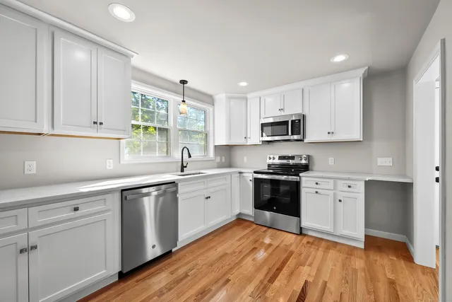 $389,900 | 50 Garfield Avenue, Middletown, CT 06457