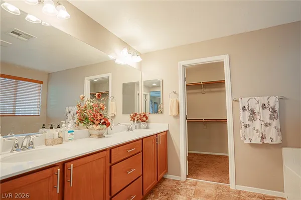 $445,000 | 333 Largo Vista Court, North Las Vegas, NV 89084