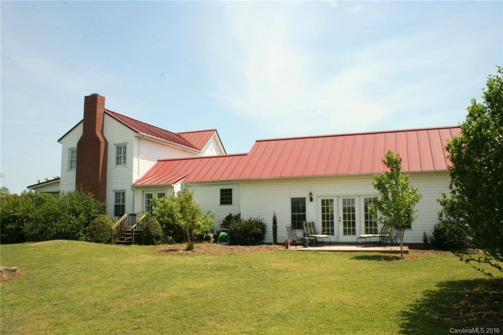 1525 Bate Harvey Road Clover, SC 29710 - Photo 3 of 19