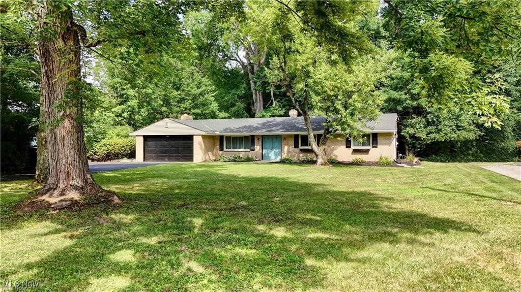 8063 Rolling Brook Road Northfield, OH 44067 - Photo 5 of 35 Gallery Image 5