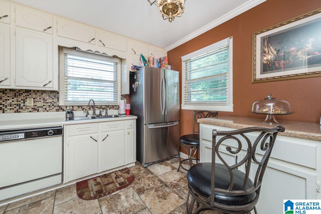 2212 5th Place Northwest Birmingham, AL 35215 - Photo 13 of 32