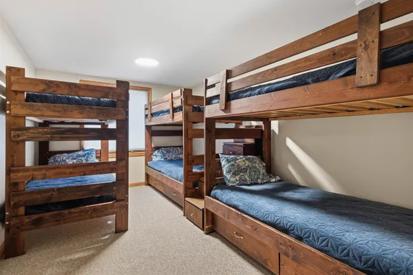 $739,000 | 72 Appleby Close, Unit 41, Carroll, NH 03595