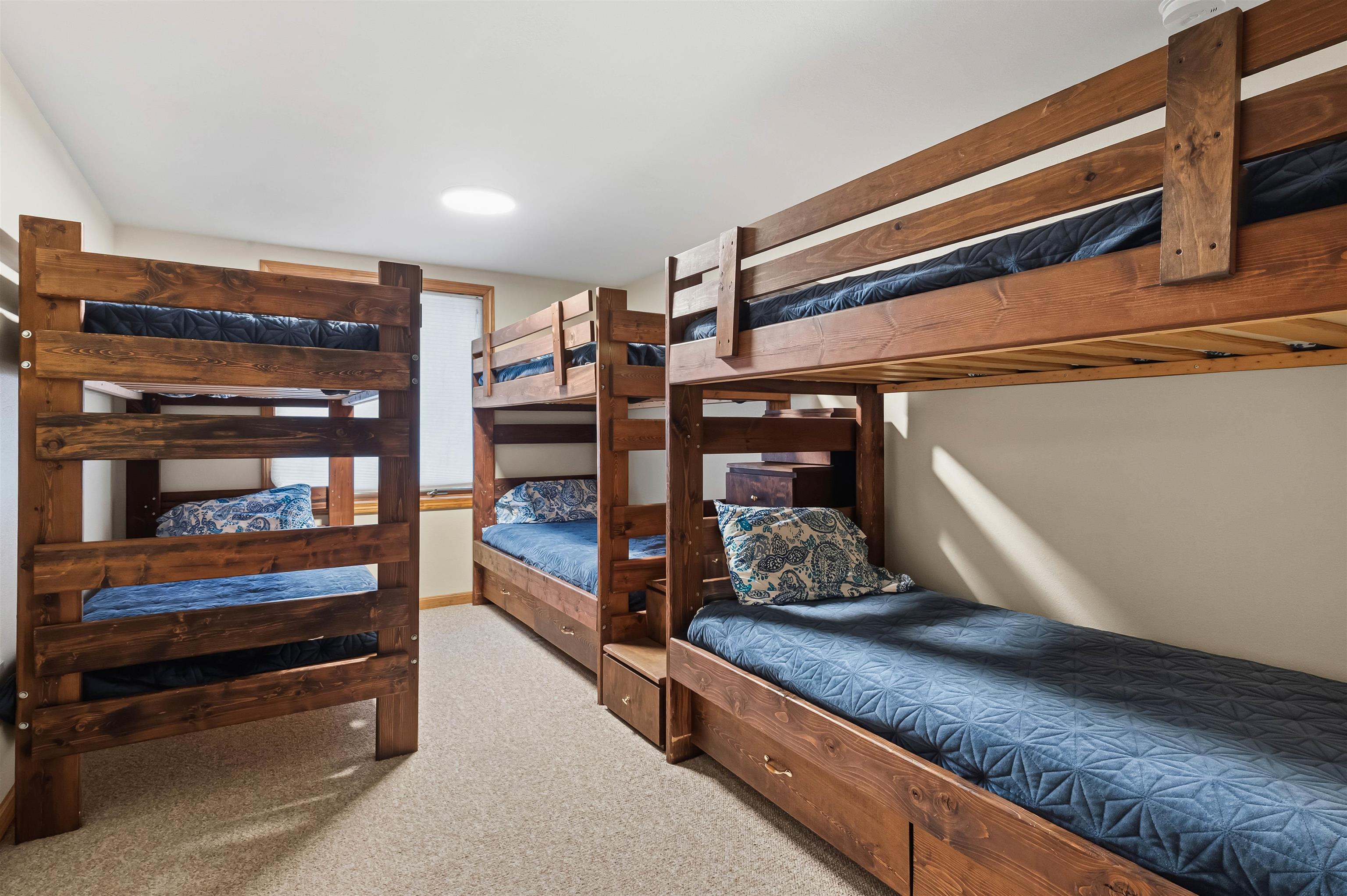 72 Appleby Close, Unit 41 Carroll, NH 03595 - Photo 20 of 43