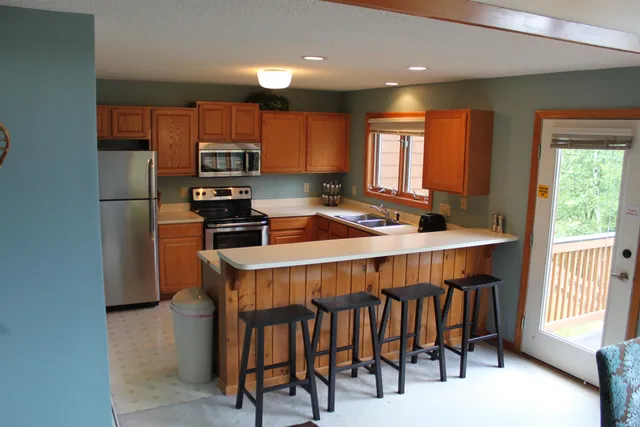 $759,000 | 72 Appleby Close, Unit 41, Carroll, NH 03595