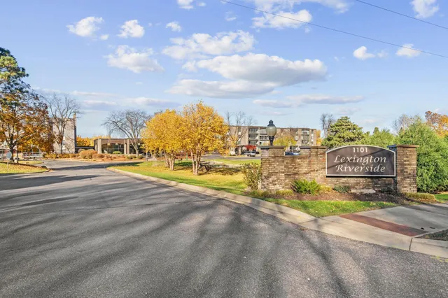 $225,000 | 1101 Sibley Memorial Highway, Unit 306, Lilydale, MN 55118