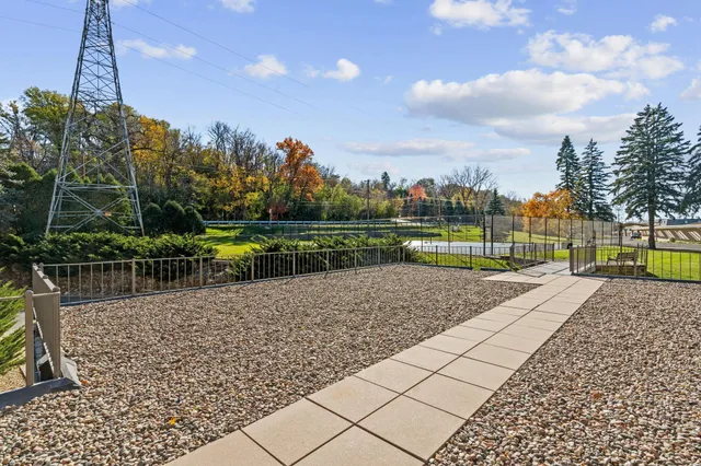 $225,000 | 1101 Sibley Memorial Highway, Unit 306, Lilydale, MN 55118