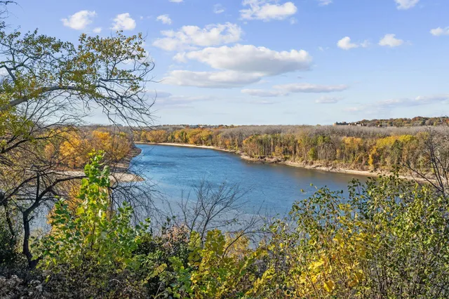 $225,000 | 1101 Sibley Memorial Highway, Unit 306, Lilydale, MN 55118