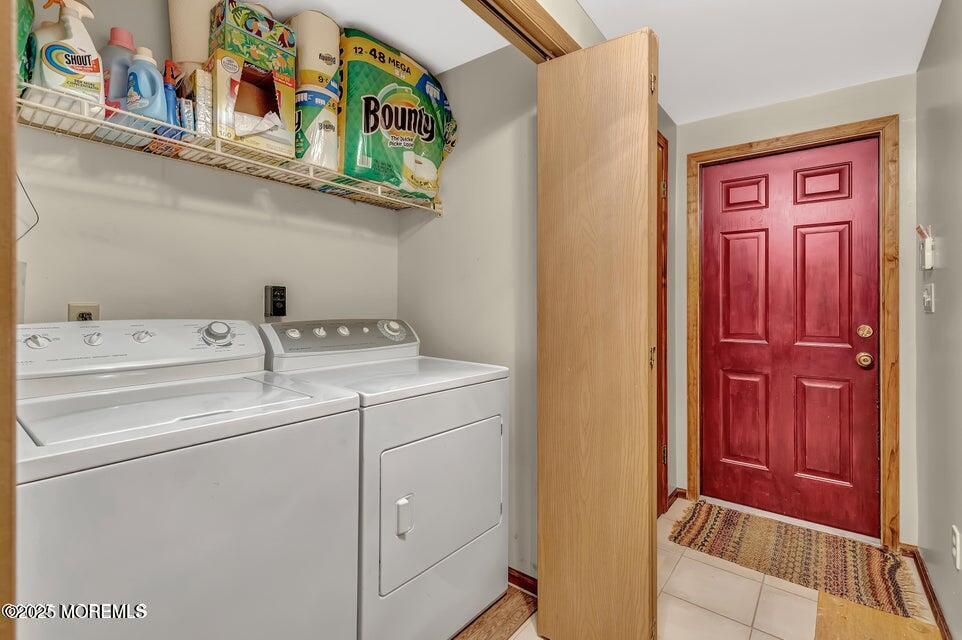 718 East Veterans Highway Jackson, NJ 08527 - Photo 18 of 32 a utility room with dryer and washer