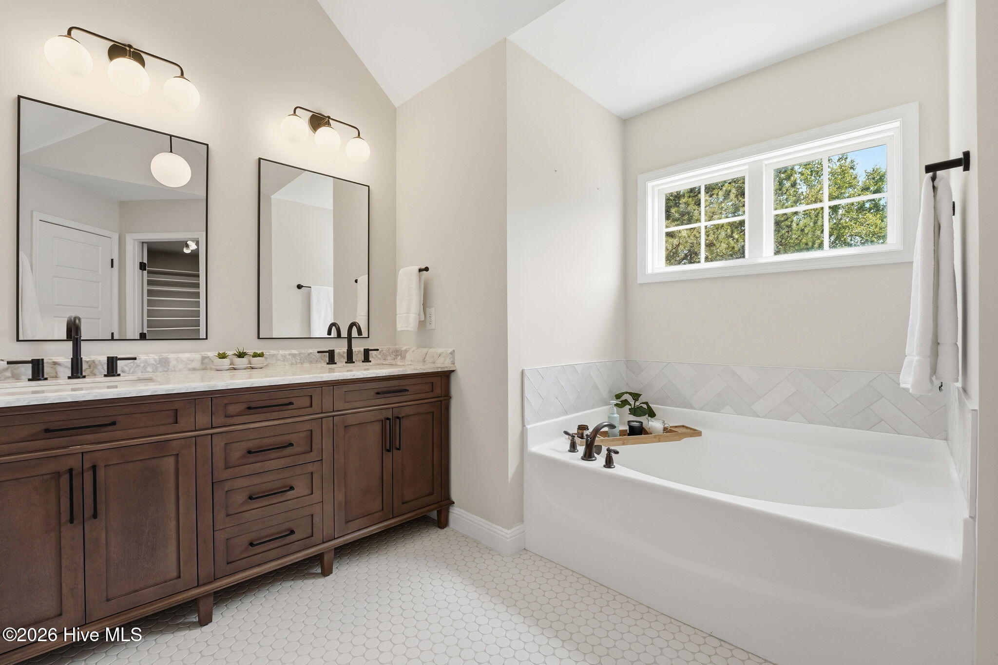 114 Sandy Springs Road Aberdeen, NC 28315 - Photo 28 of 59 Primary Bath