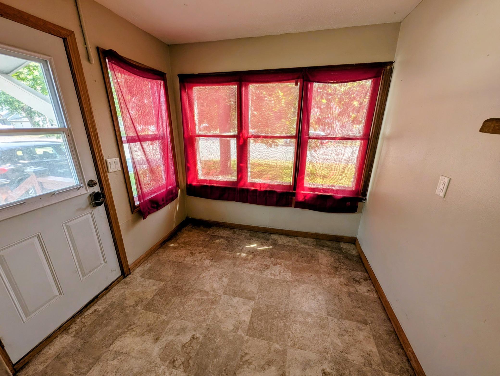103 3rd Street Southwest Melrose, MN 56352 - Photo 10 of 14 Gallery Image 10