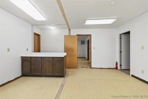 $249,900 | 2082 West State Road 54, Bloomfield, IN 47424
