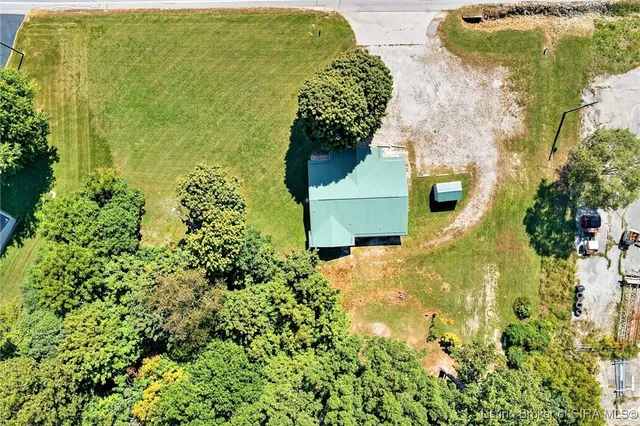 $249,900 | 2082 West State Road 54, Bloomfield, IN 47424