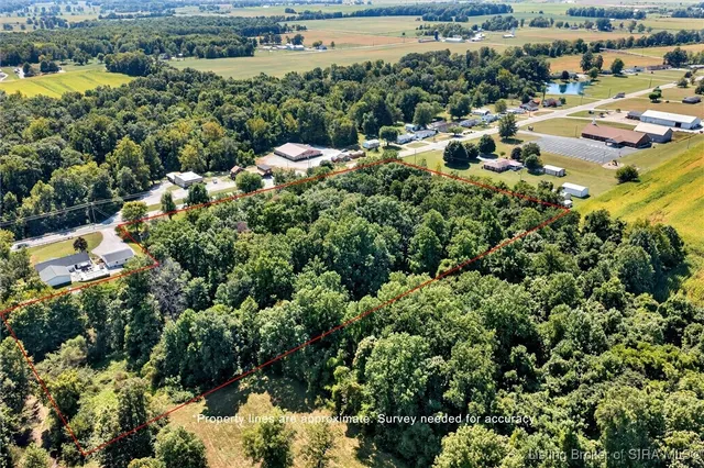 $249,900 | 2082 West State Road 54, Bloomfield, IN 47424