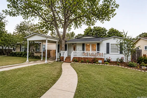 $2,500 | 417 Brees Boulevard, San Antonio, TX 78209