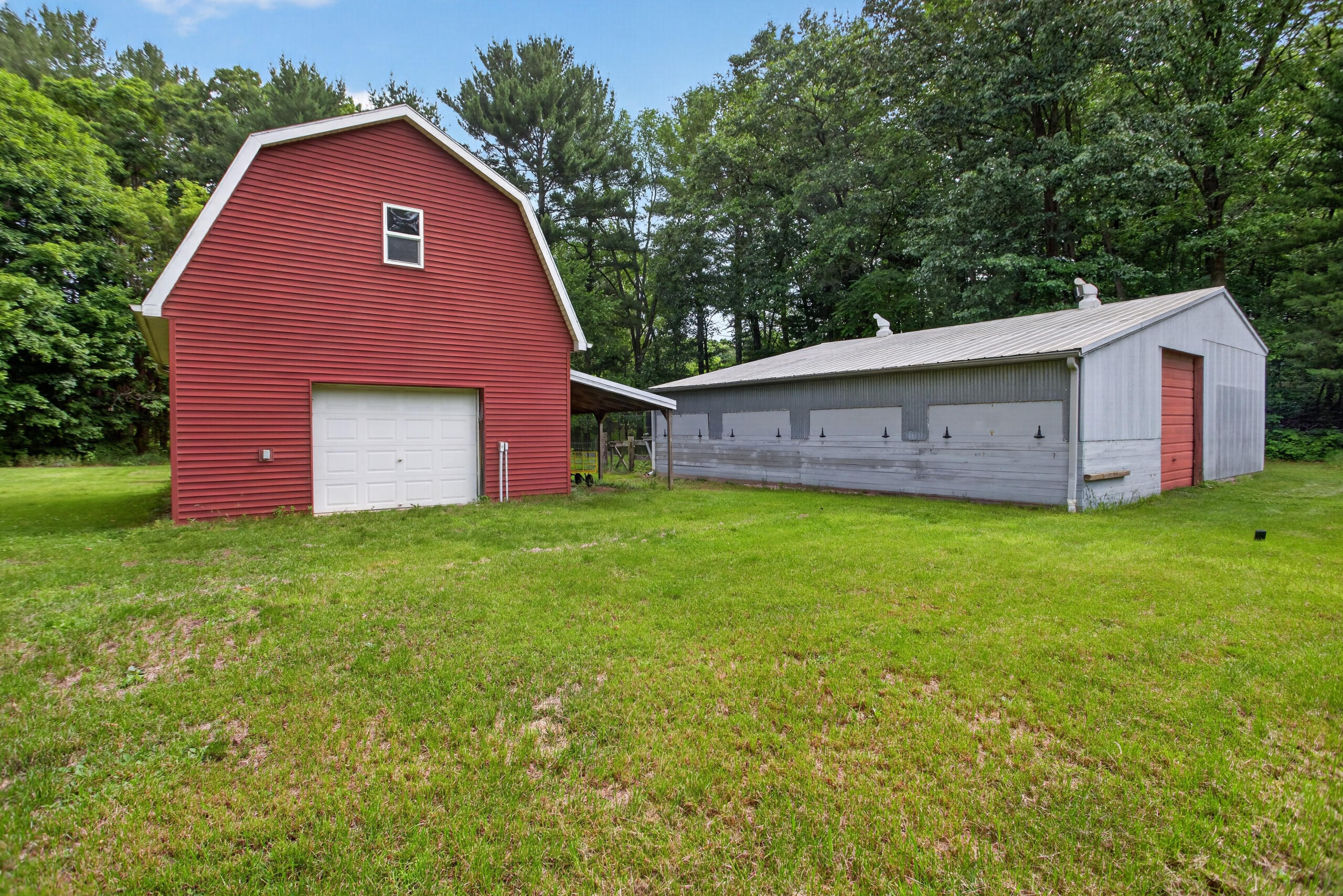 8727 Lansing Avenue Rives Junction, MI 49277 - Photo 5 of 13 IMG_2929