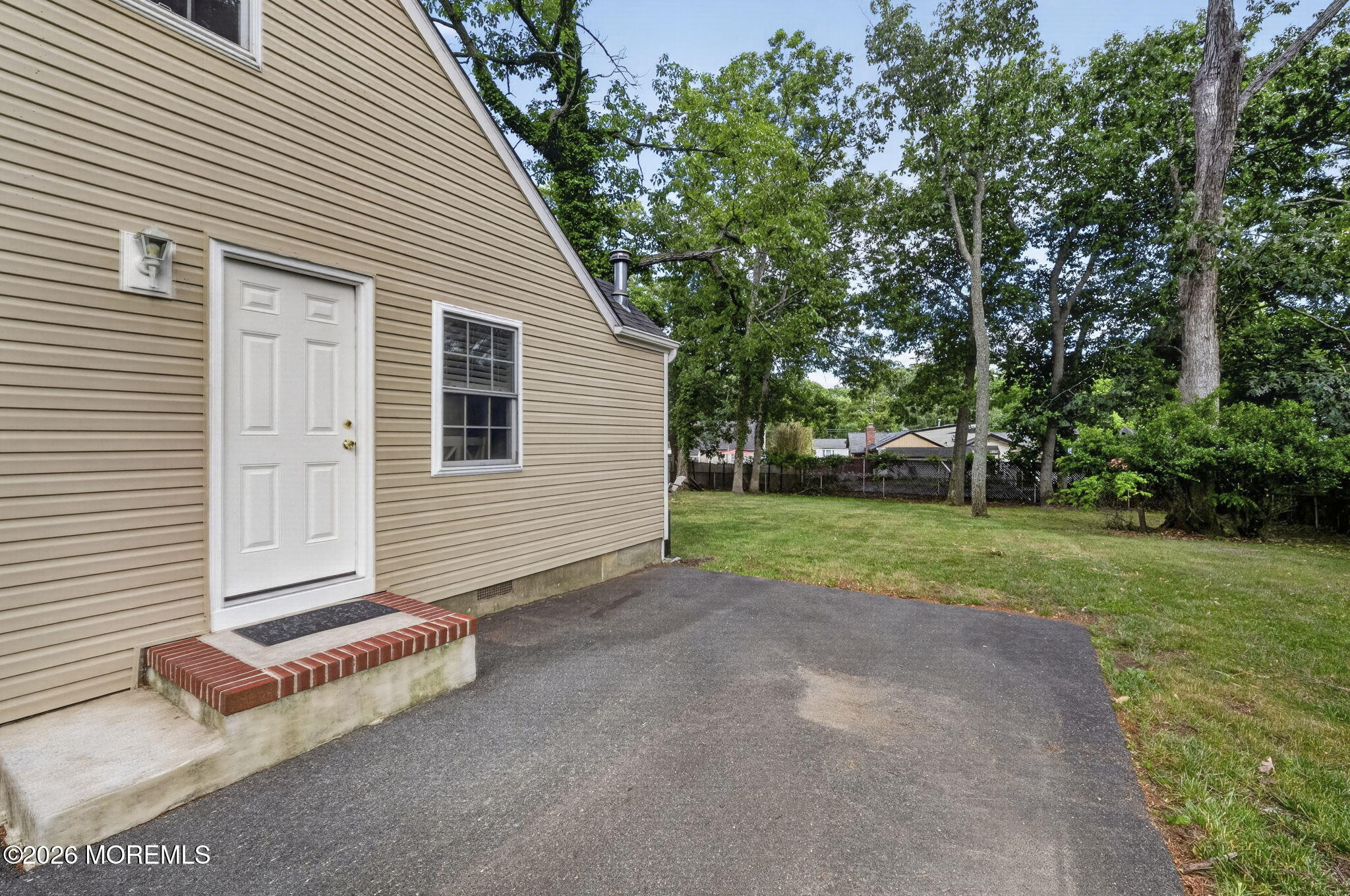 516 Middle Lane Howell, NJ 07731 - Photo 32 of 35 IMG_3286