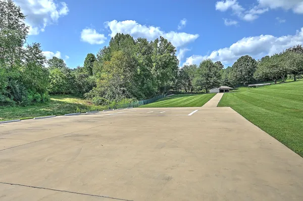 $3,750,000 | 124 Cross Community Road, Bristol, TN 37620