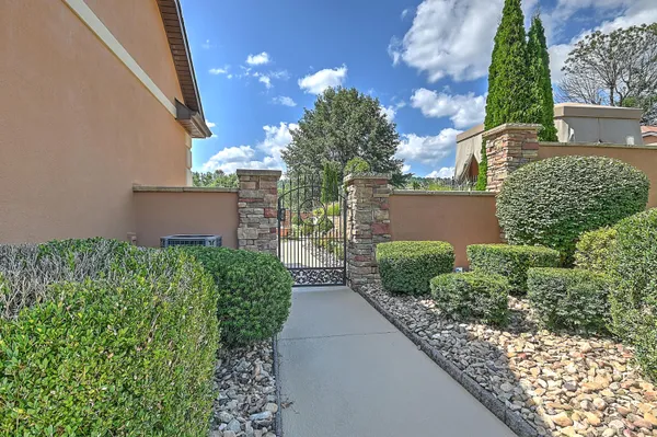 $3,750,000 | 124 Cross Community Road, Bristol, TN 37620