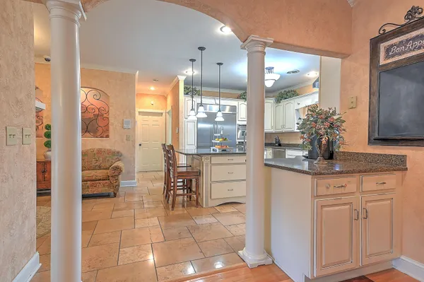 $3,750,000 | 124 Cross Community Road, Bristol, TN 37620