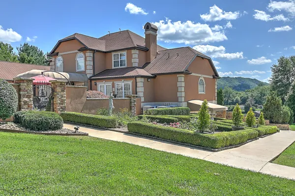 $3,750,000 | 124 Cross Community Road, Bristol, TN 37620