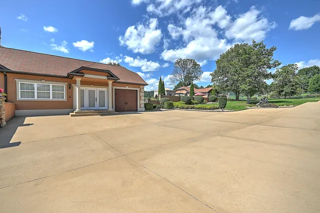 $3,495,000 | 124 Cross Community Road, Bristol, TN 37620