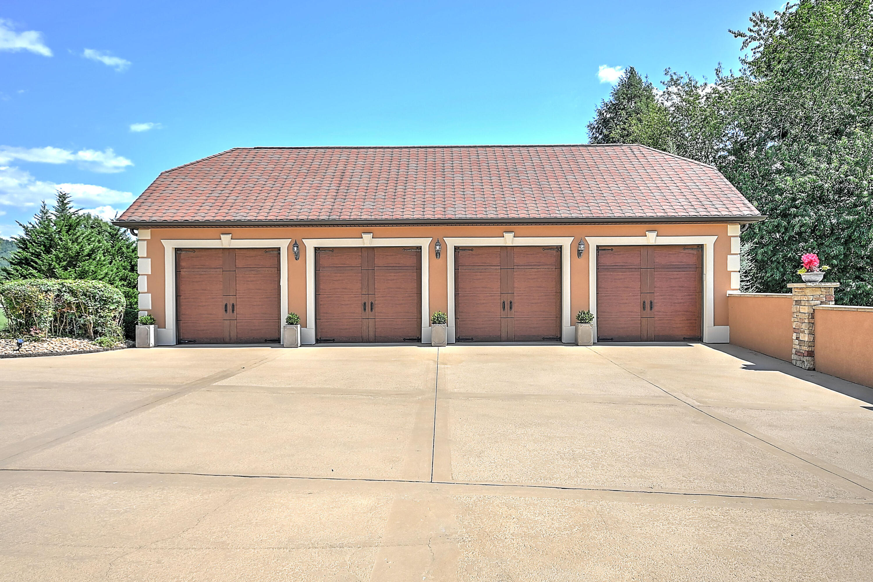 124 Cross Community Road Bristol, TN 37620 - Photo 151 of 235 Cross Community-5