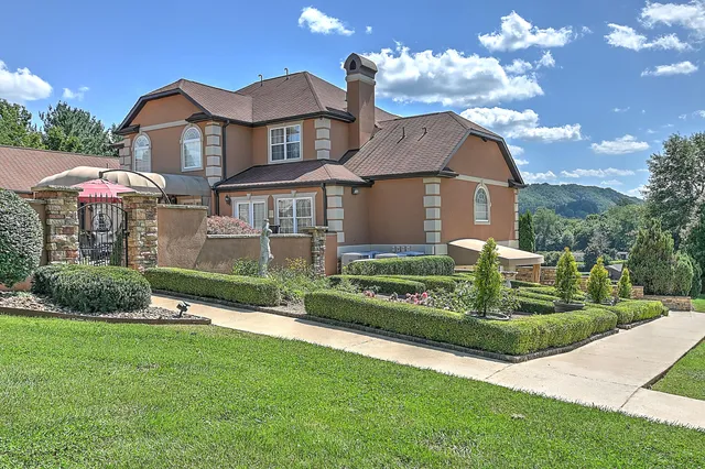 $3,495,000 | 124 Cross Community Road, Bristol, TN 37620