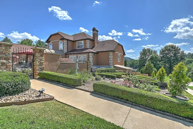 $3,495,000 | 124 Cross Community Road, Bristol, TN 37620