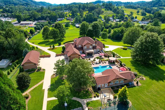 $3,495,000 | 124 Cross Community Road, Bristol, TN 37620