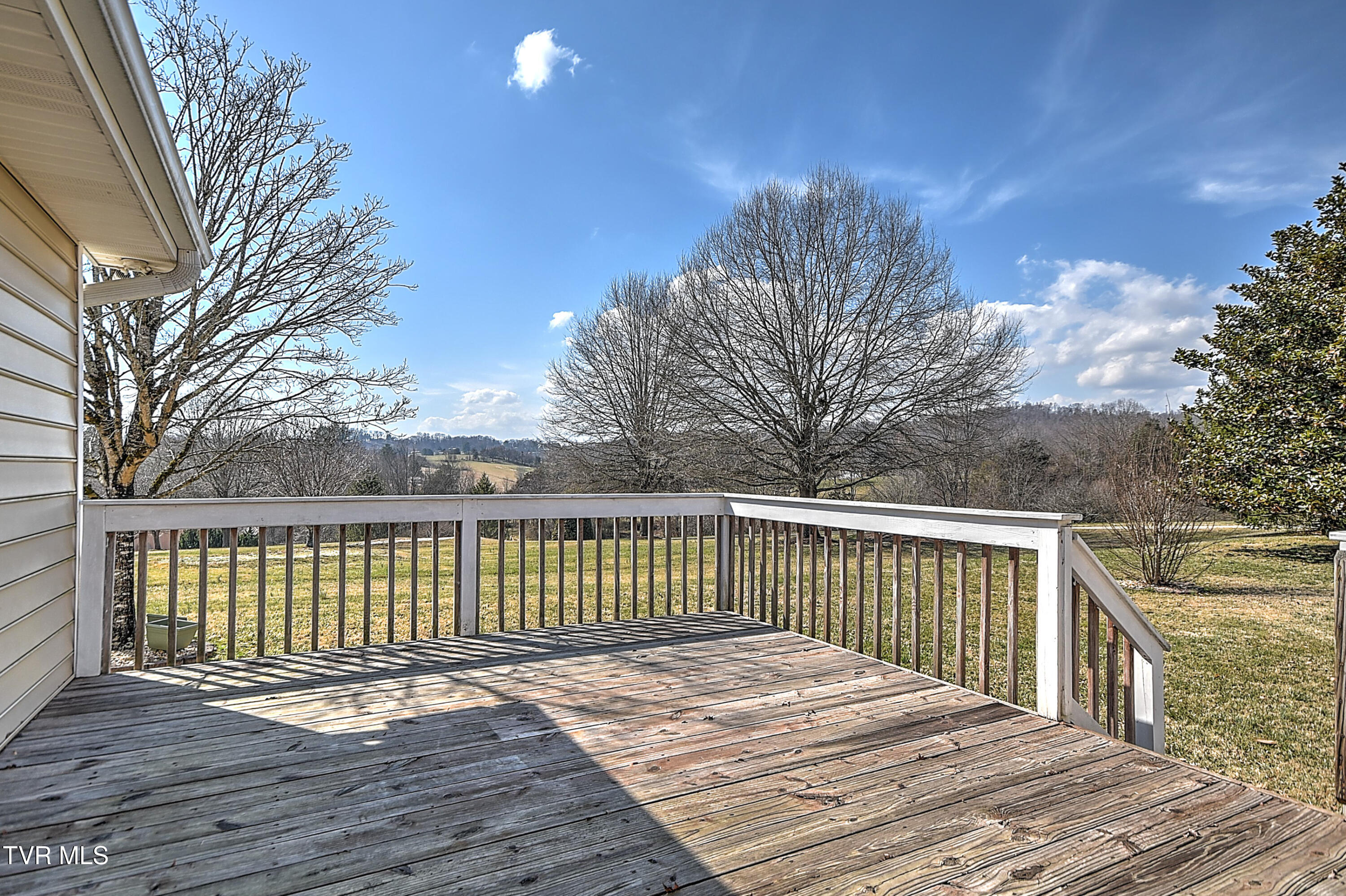 124 Cross Community Road Bristol, TN 37620 - Photo 208 of 241 129 Plainview DK-10