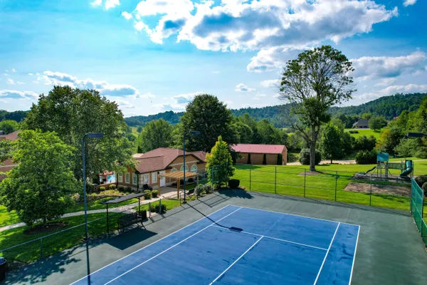$3,495,000 | 124 Cross Community Road, Bristol, TN 37620