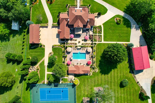 $3,495,000 | 124 Cross Community Road, Bristol, TN 37620