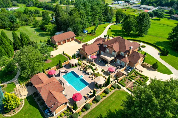 $3,495,000 | 124 Cross Community Road, Bristol, TN 37620