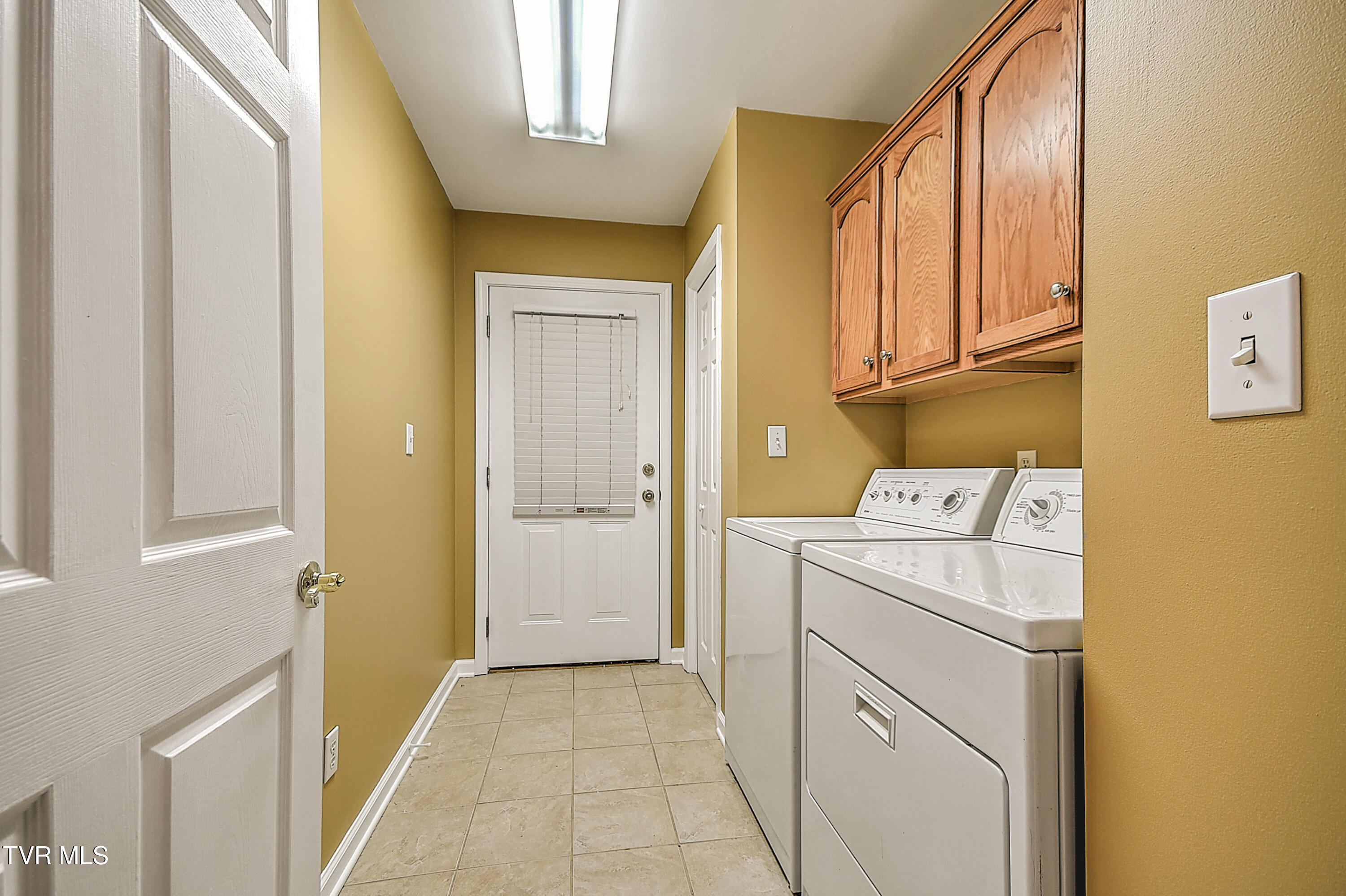 124 Cross Community Road Bristol, TN 37620 - Photo 225 of 241 129 Plainview DK-18