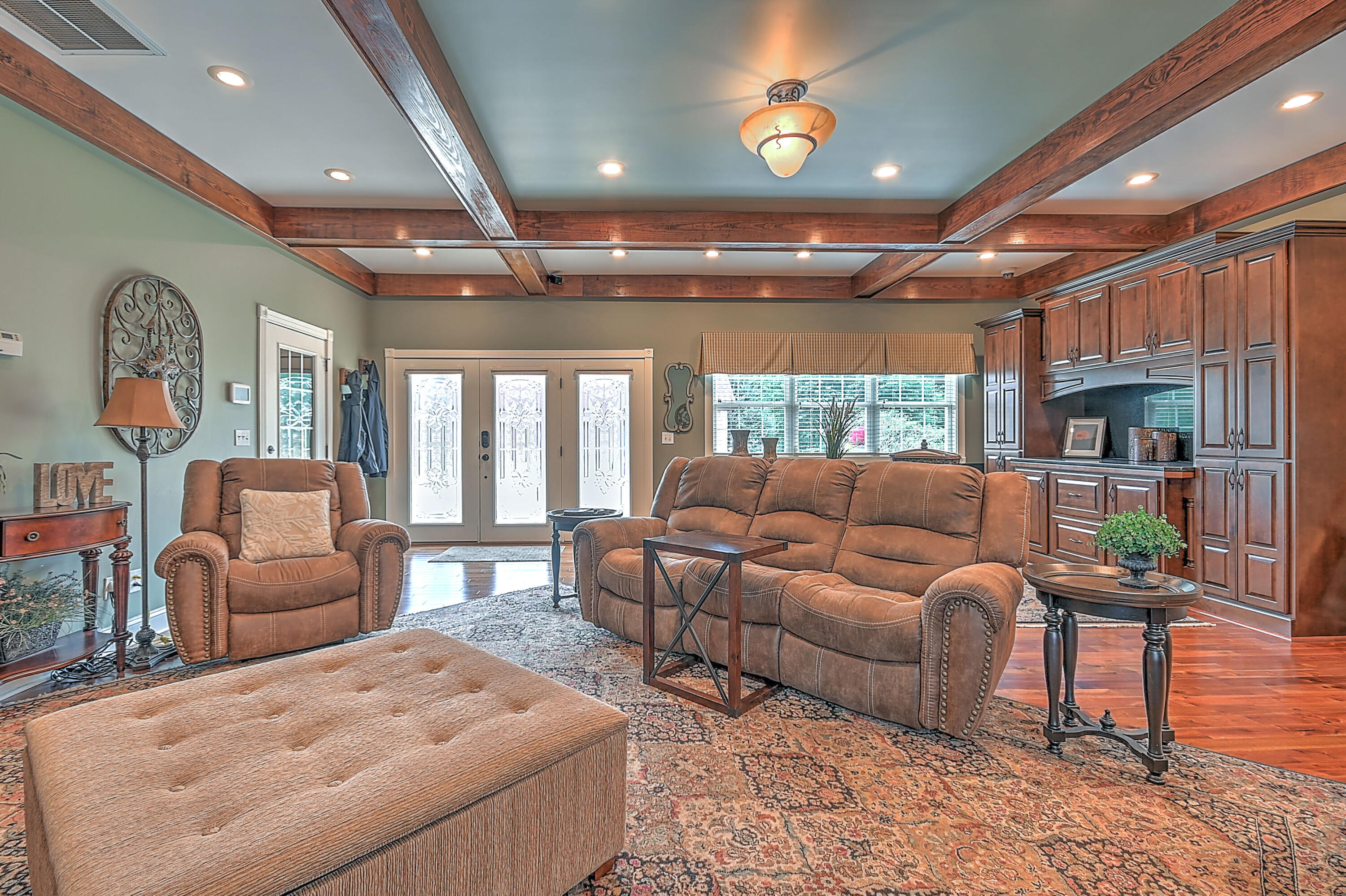 124 Cross Community Road Bristol, TN 37620 - Photo 23 of 241 Cross Community interior-37