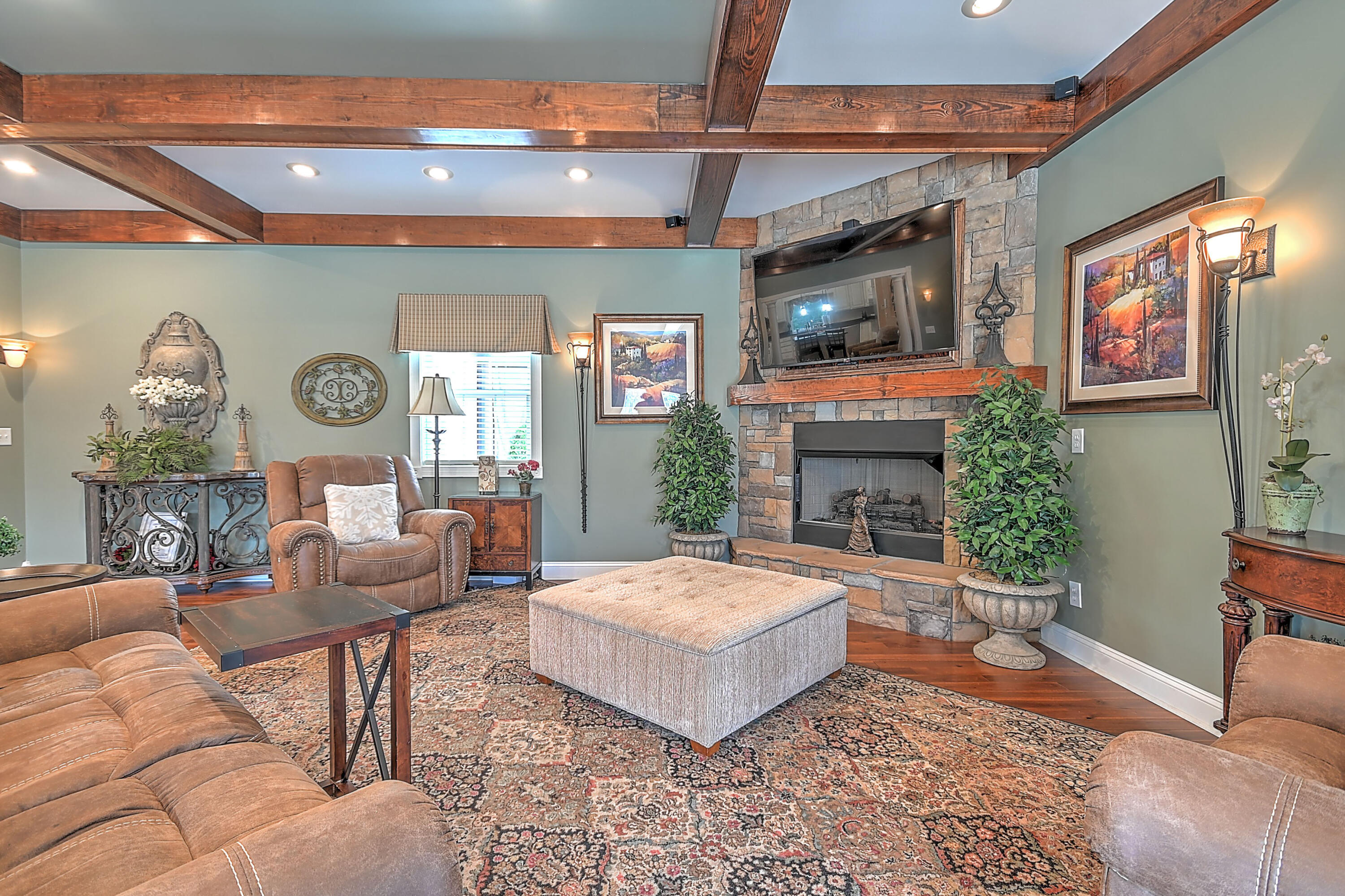 124 Cross Community Road Bristol, TN 37620 - Photo 24 of 241 Cross Community interior-39