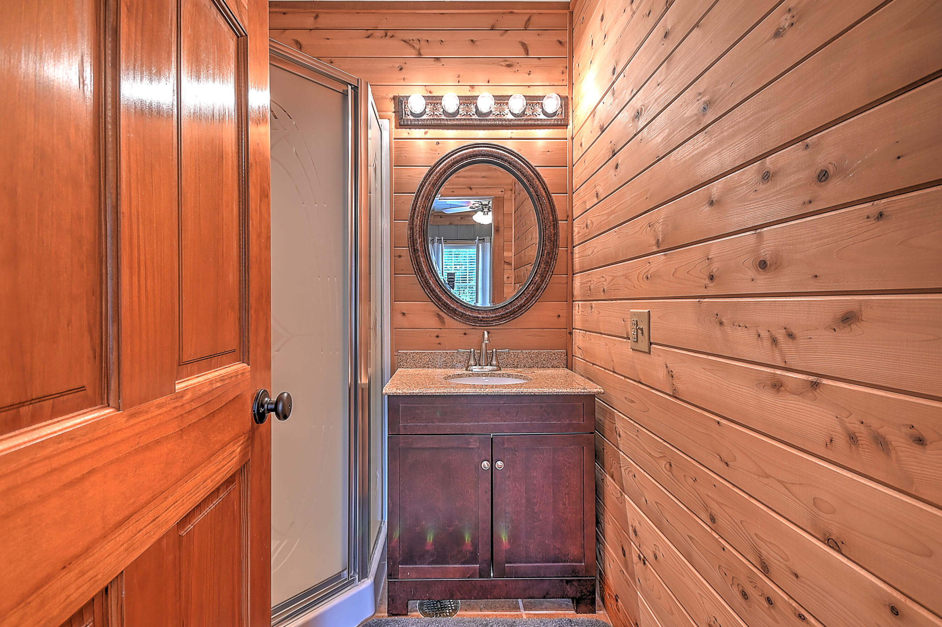 124 Cross Community Road Bristol, TN 37620 - Photo 54 of 241 Cross Community interior-96