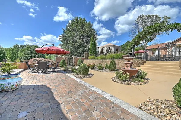 $3,495,000 | 124 Cross Community Road, Bristol, TN 37620