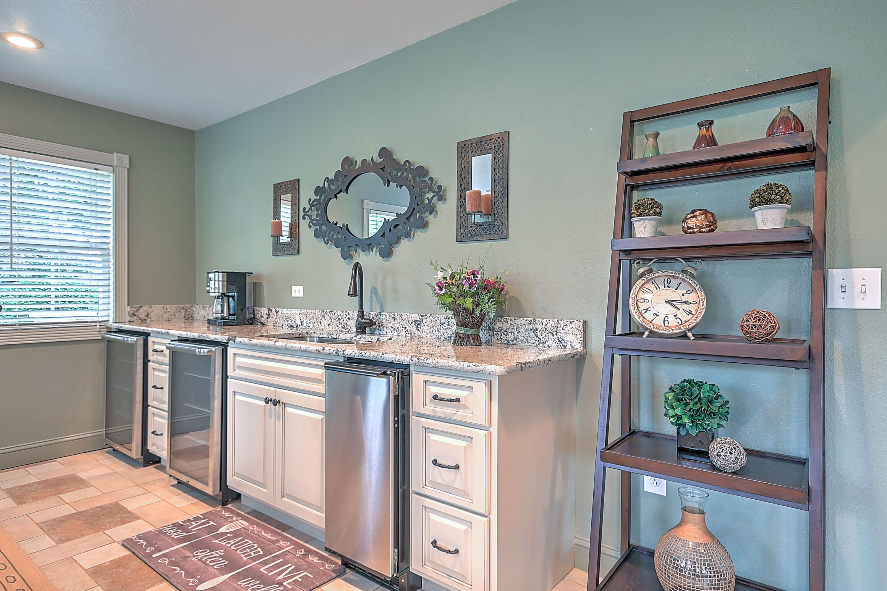 124 Cross Community Road Bristol, TN 37620 - Photo 76 of 241 Cross Community interior-8