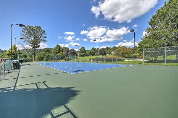 $3,750,000 | 124 Cross Community Road, Bristol, TN 37620